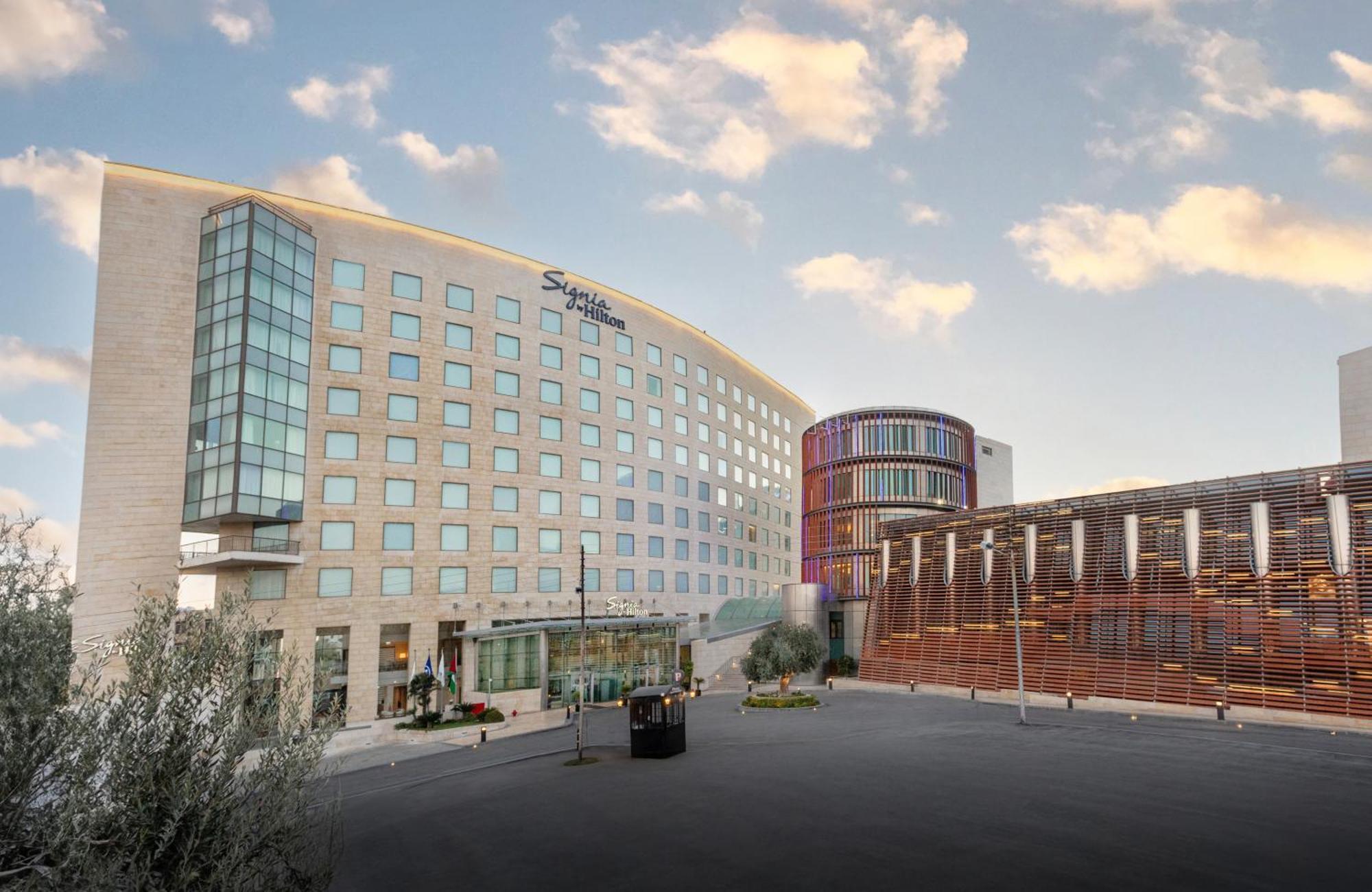 Kempinski Hotel Amman Exteriör bild